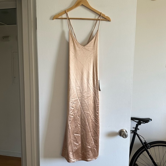 NWT BEBE Champagne Y2K Cinched Back Strappy Midi Dress Size Small - Picture 2 of 10